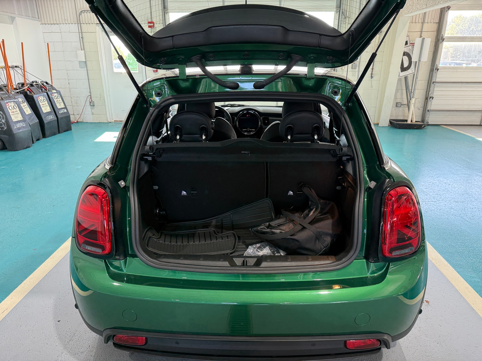 Thumbnail: 2023 MINI Cooper Hardtop - 7