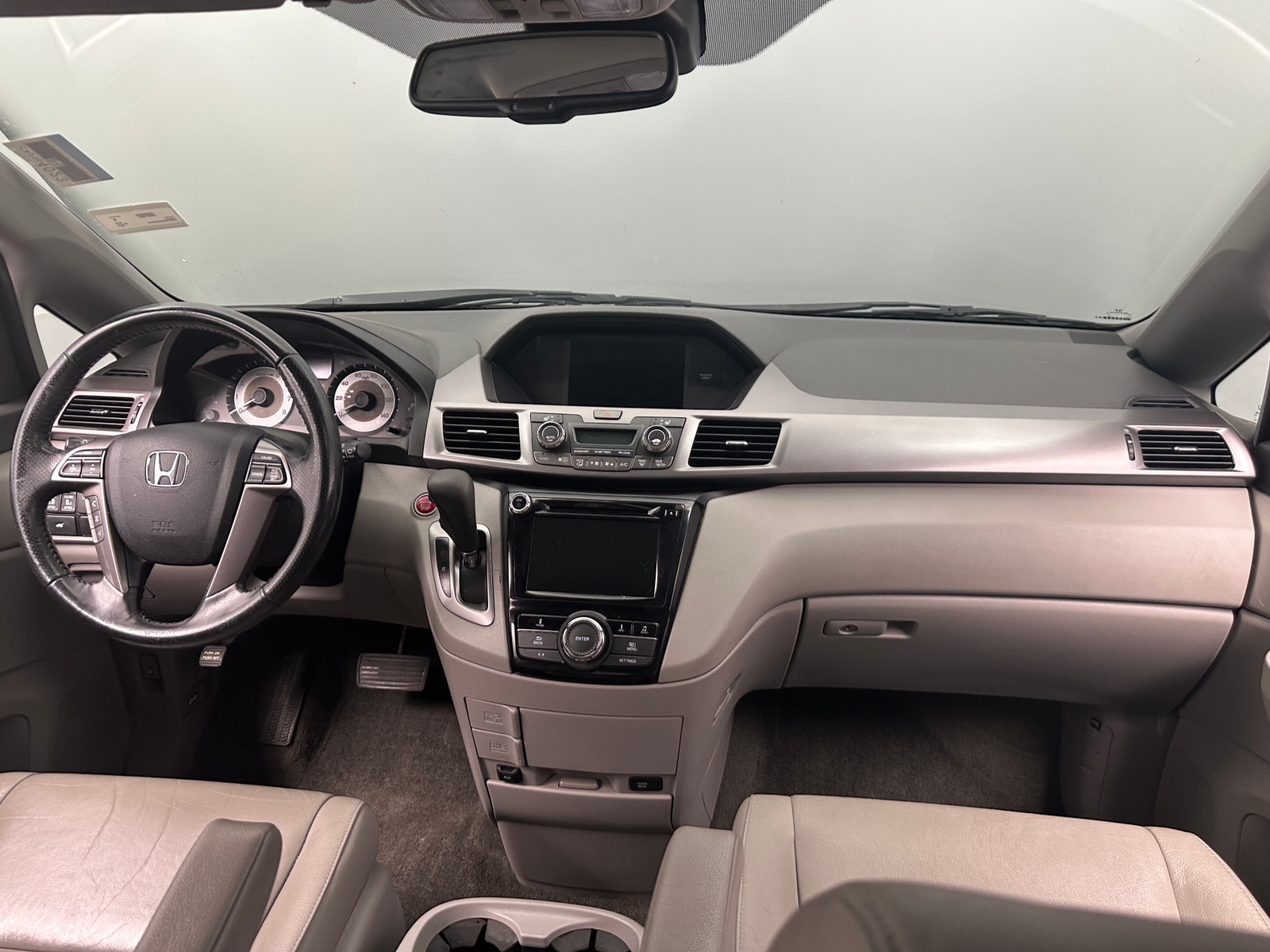 Thumbnail: 2017 Honda Odyssey - 2