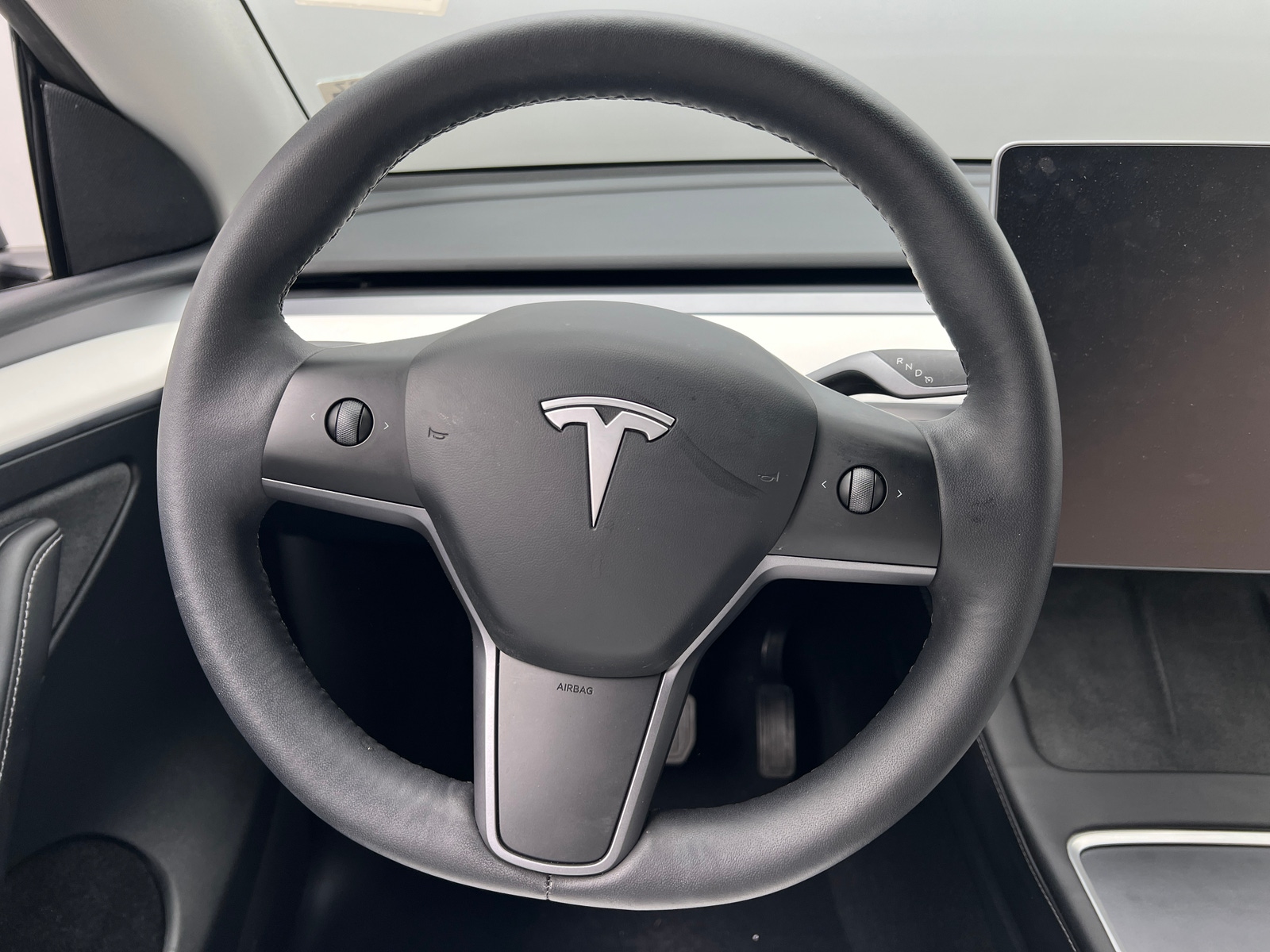 Thumbnail: 2023 Tesla Model Y - 4