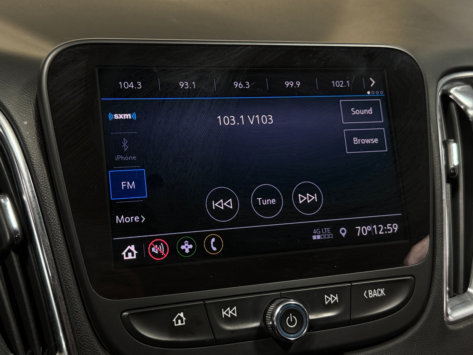 Thumbnail: 2020 Chevrolet Malibu - 4