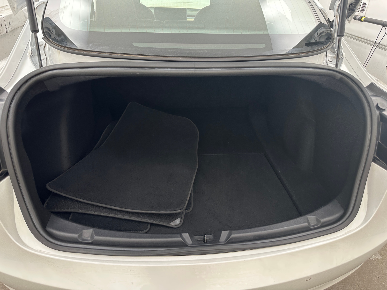 Thumbnail: 2020 Tesla Model 3 - 6