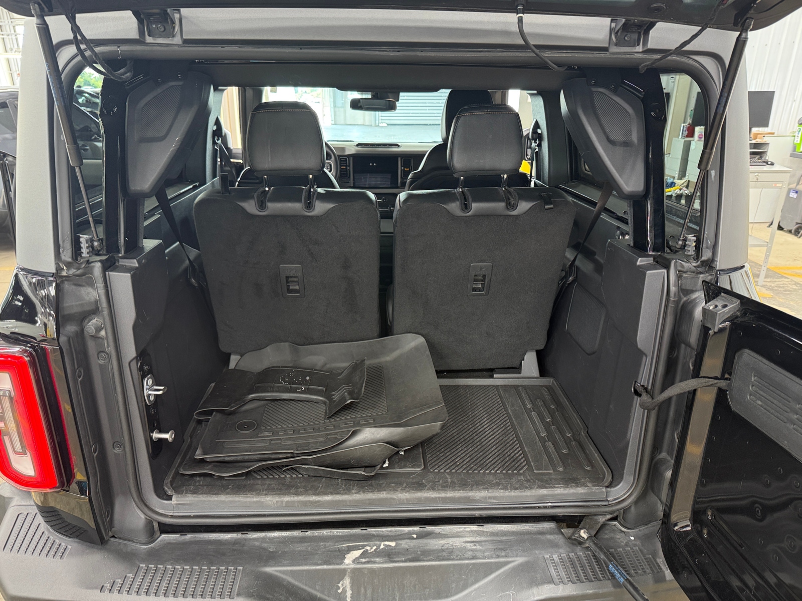 Thumbnail: 2023 Ford Bronco - 6