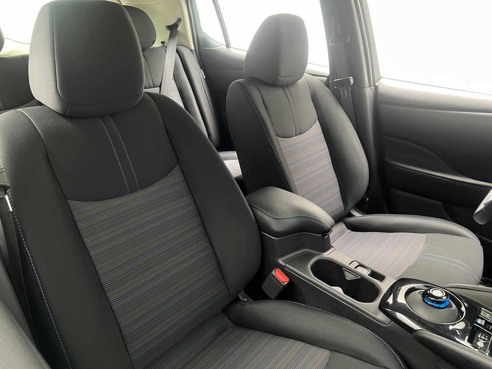 Thumbnail: 2025 Nissan Leaf - 2