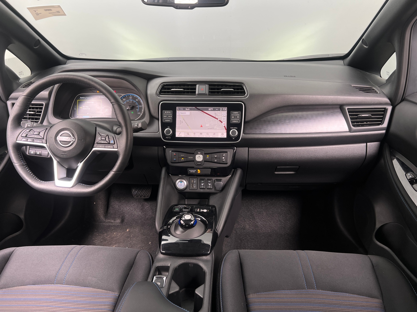 Thumbnail: 2025 Nissan Leaf - 3