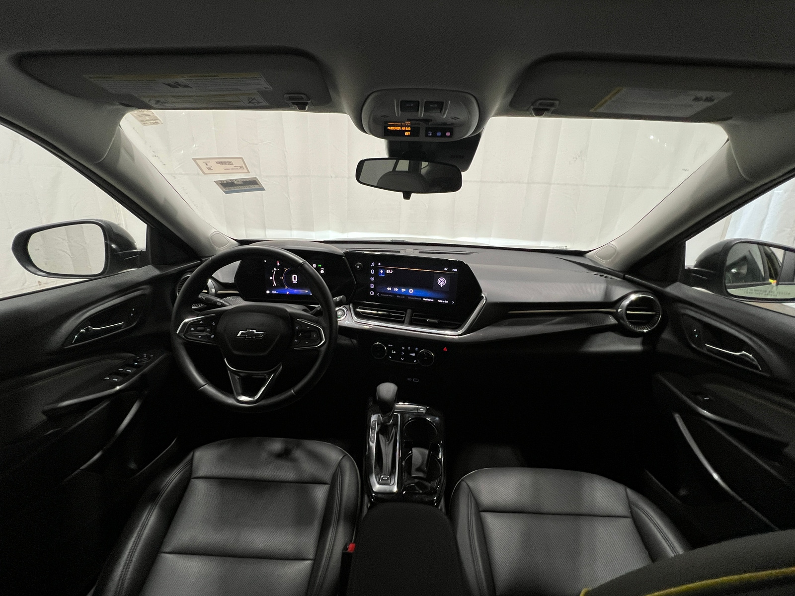 Thumbnail: 2024 Chevrolet Trax - 2