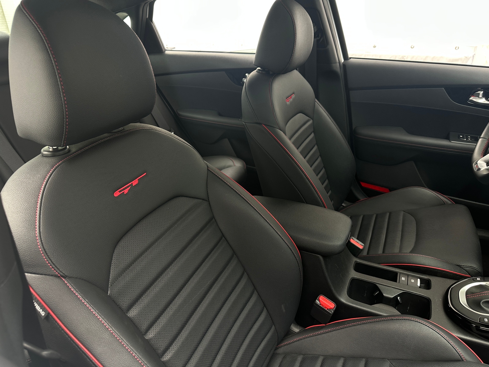 Thumbnail: 2023 Kia Forte - 2