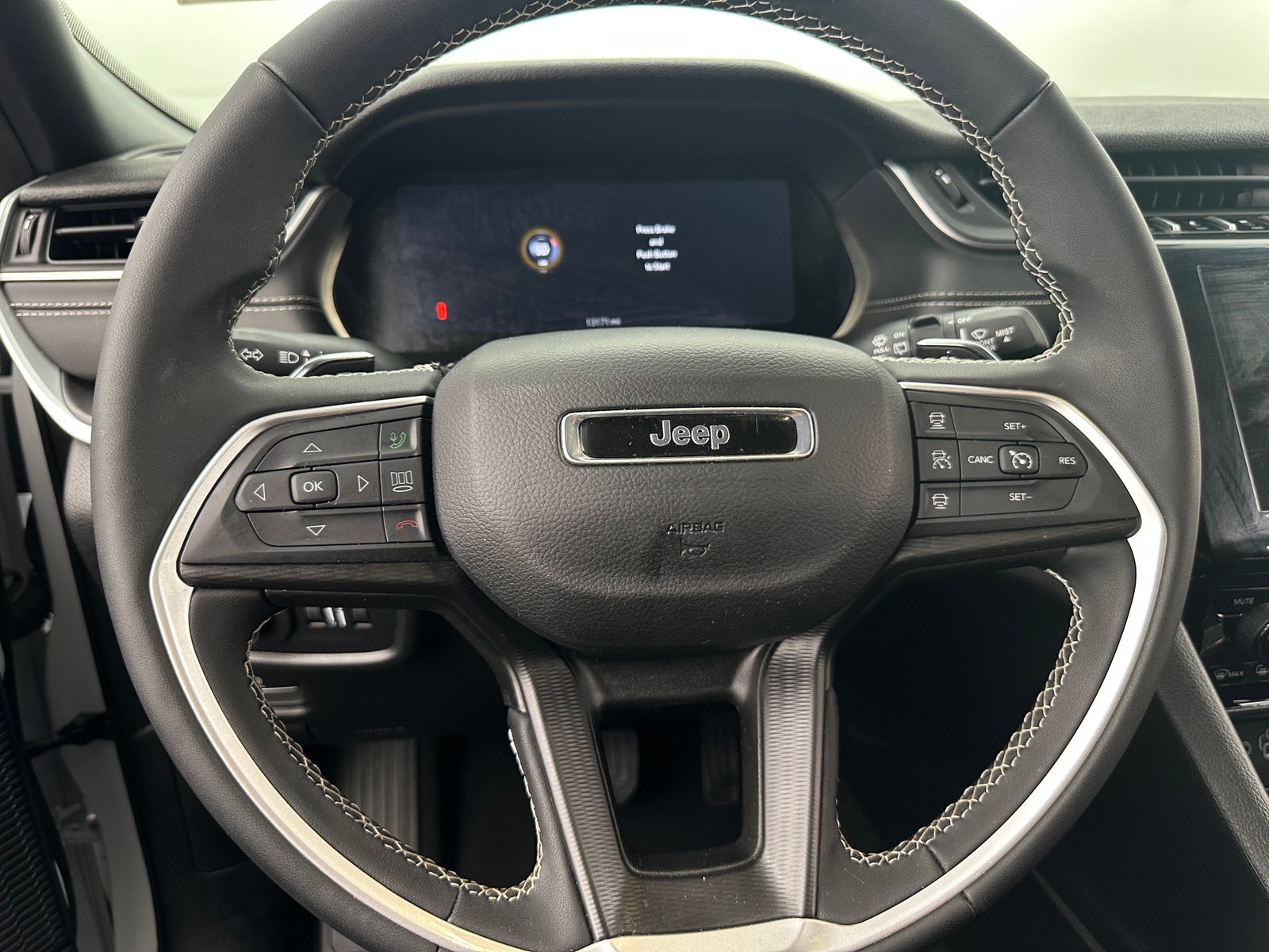 Thumbnail: 2025 Jeep Grand Cherokee L - 5