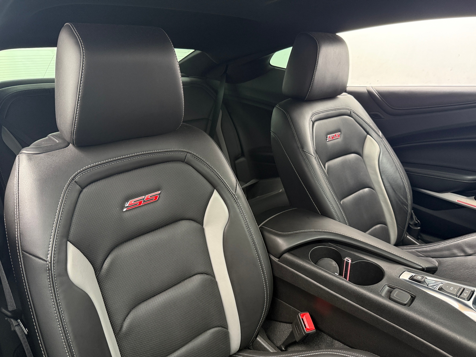 Thumbnail: 2018 Chevrolet Camaro - 2