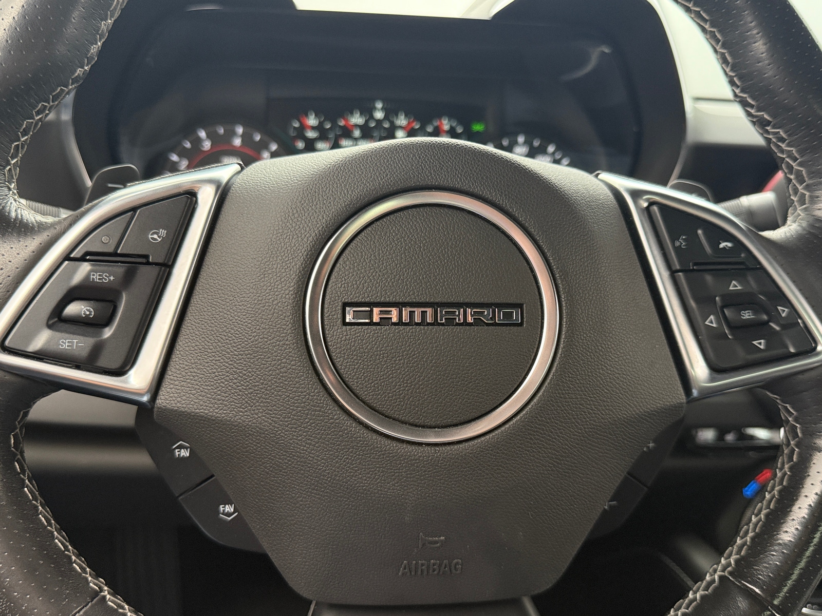 Thumbnail: 2018 Chevrolet Camaro - 4