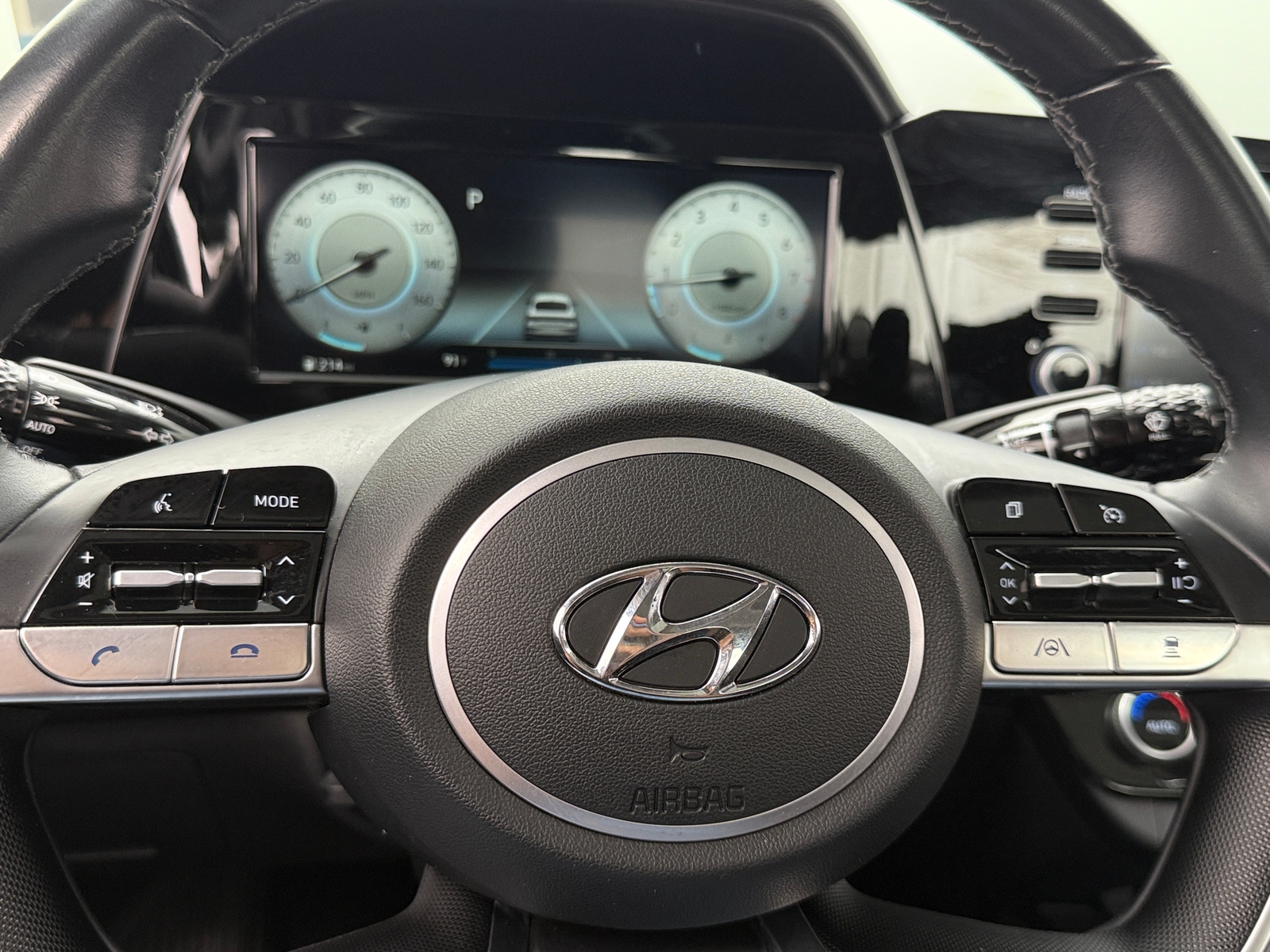 Thumbnail: 2022 Hyundai Elantra - 5