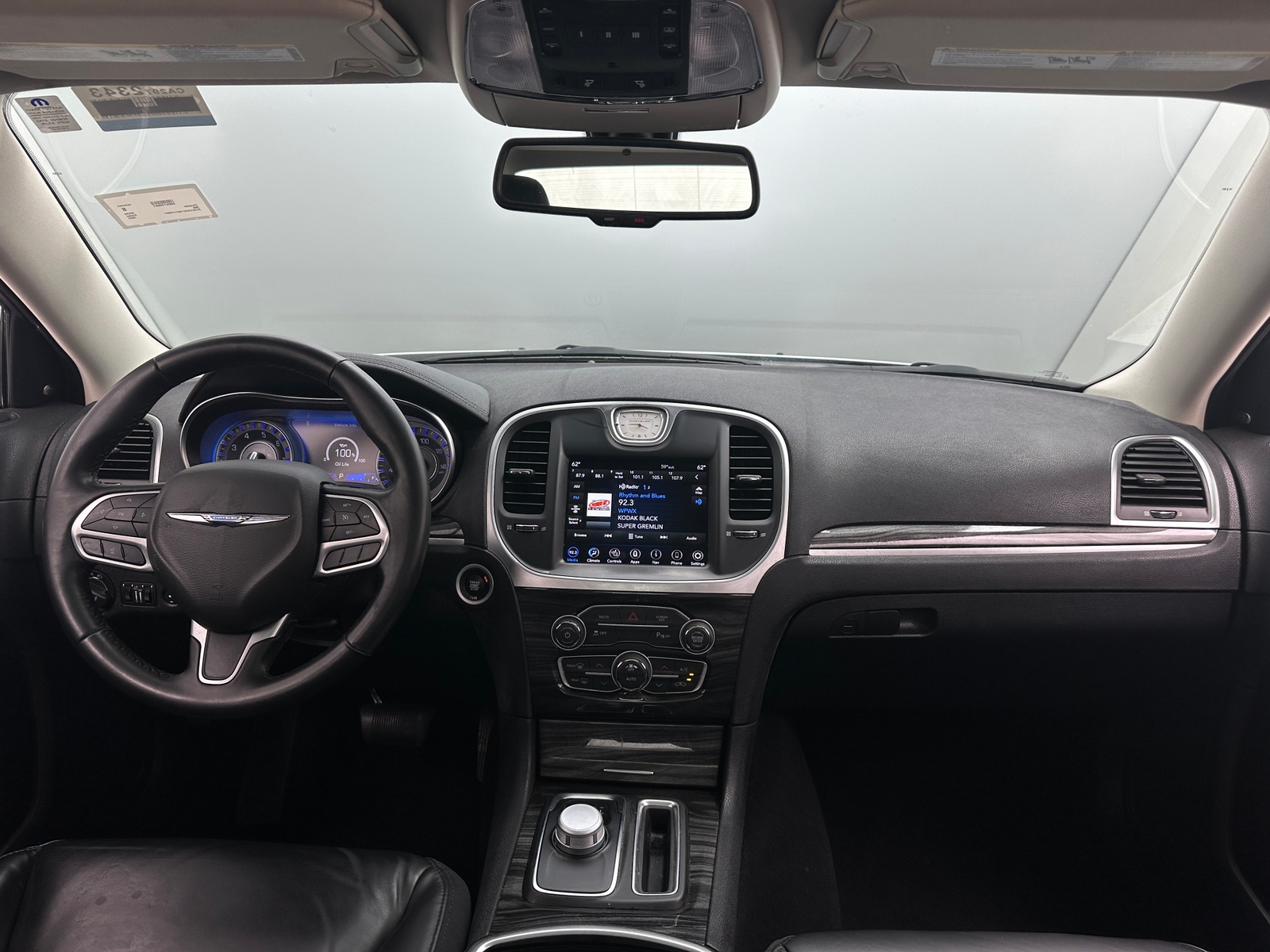 Thumbnail: 2022 Chrysler 300 - 2
