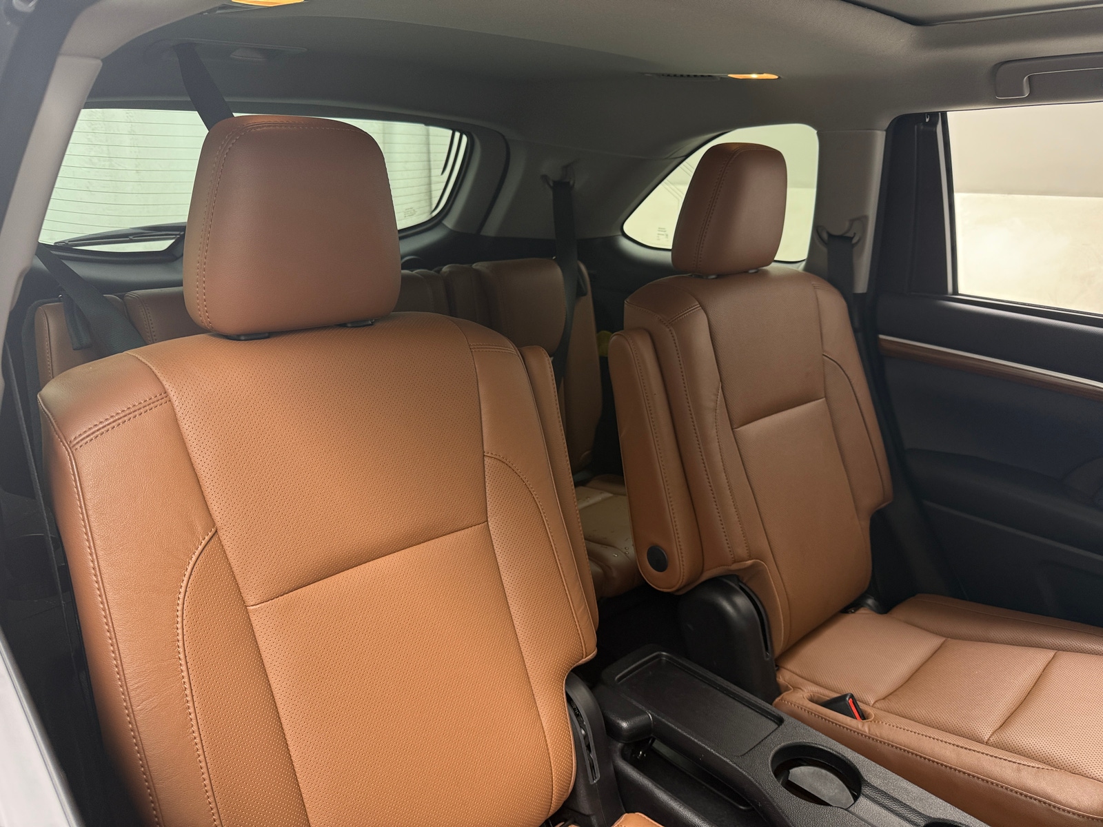 Thumbnail: 2017 Toyota Highlander - 5