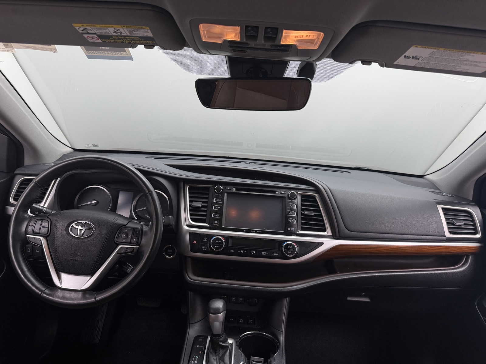 Thumbnail: 2017 Toyota Highlander - 2