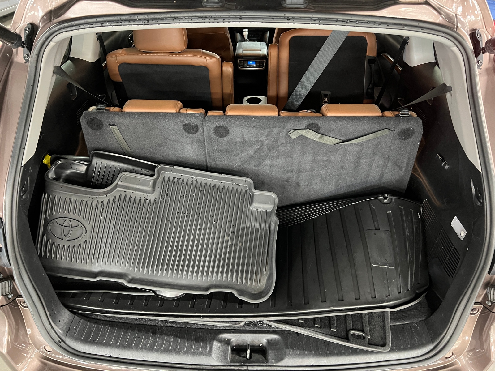 Thumbnail: 2017 Toyota Highlander - 6