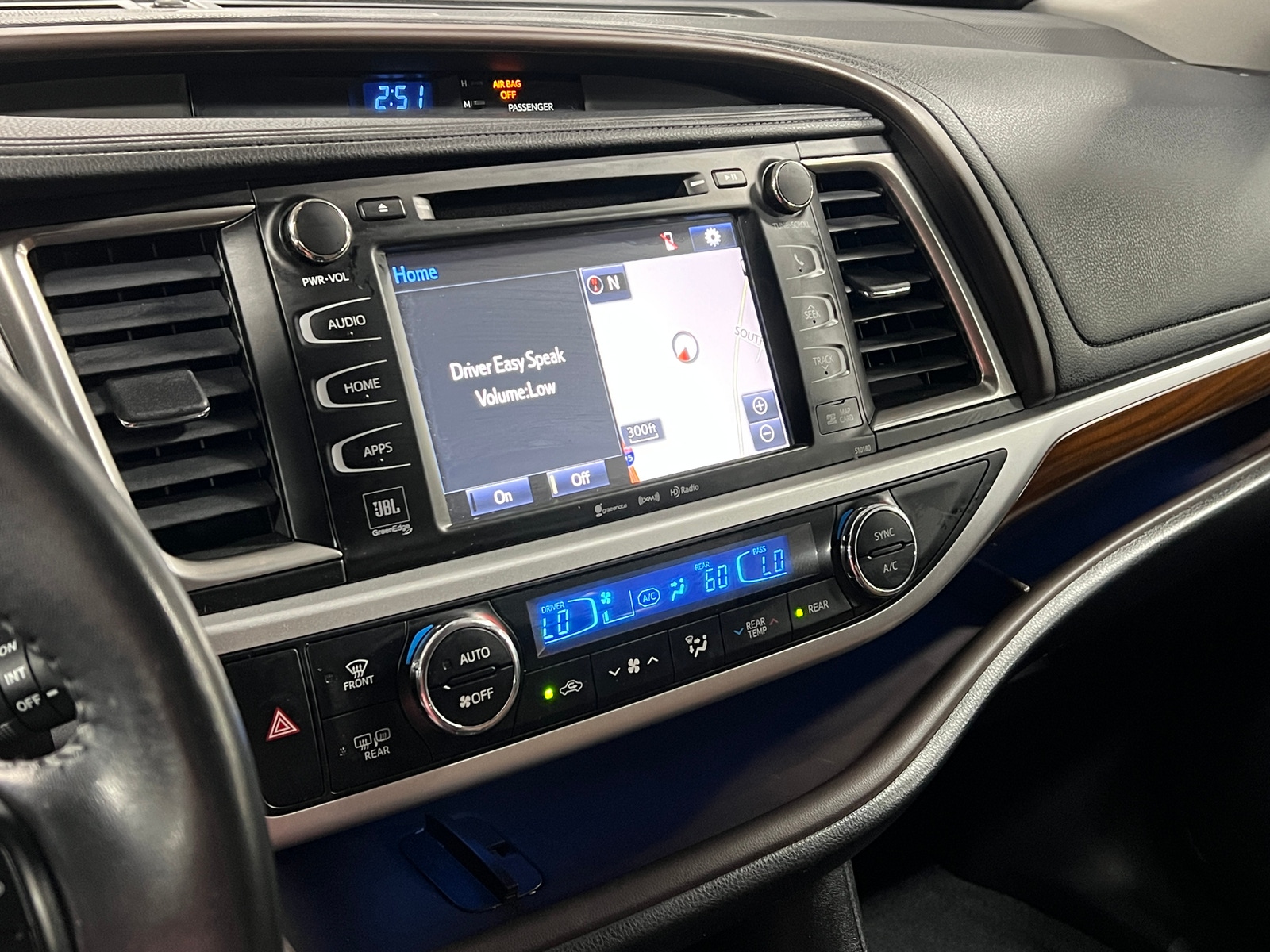 Thumbnail: 2017 Toyota Highlander - 3