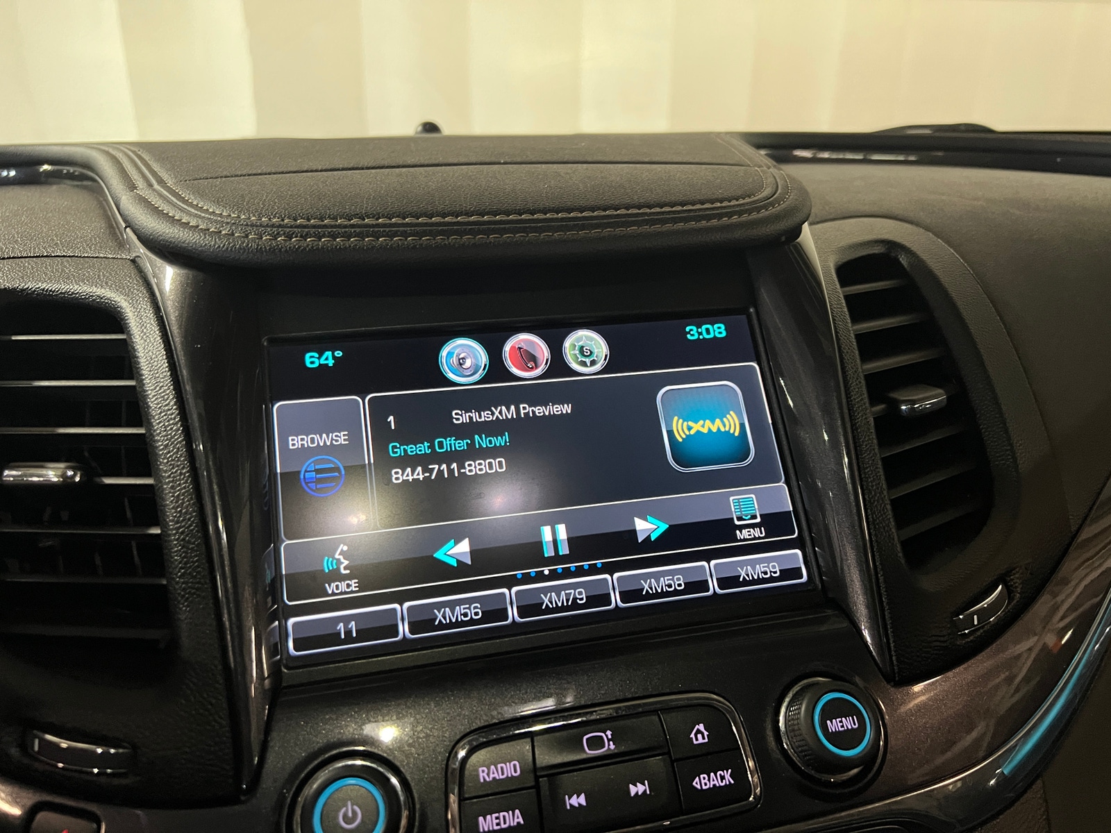 Thumbnail: 2014 Chevrolet Impala - 3
