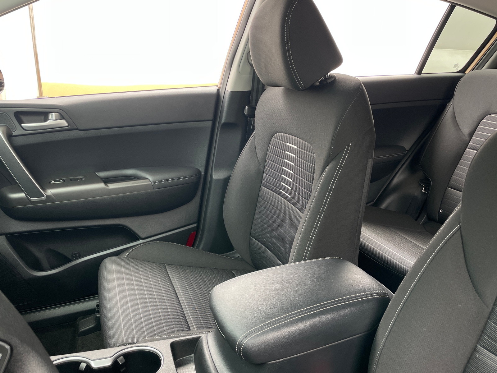 Thumbnail: 2020 Kia Sportage - 2