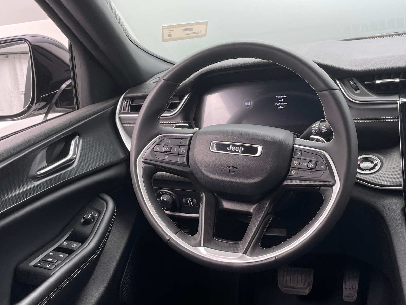Thumbnail: 2024 Jeep Grand Cherokee L - 4