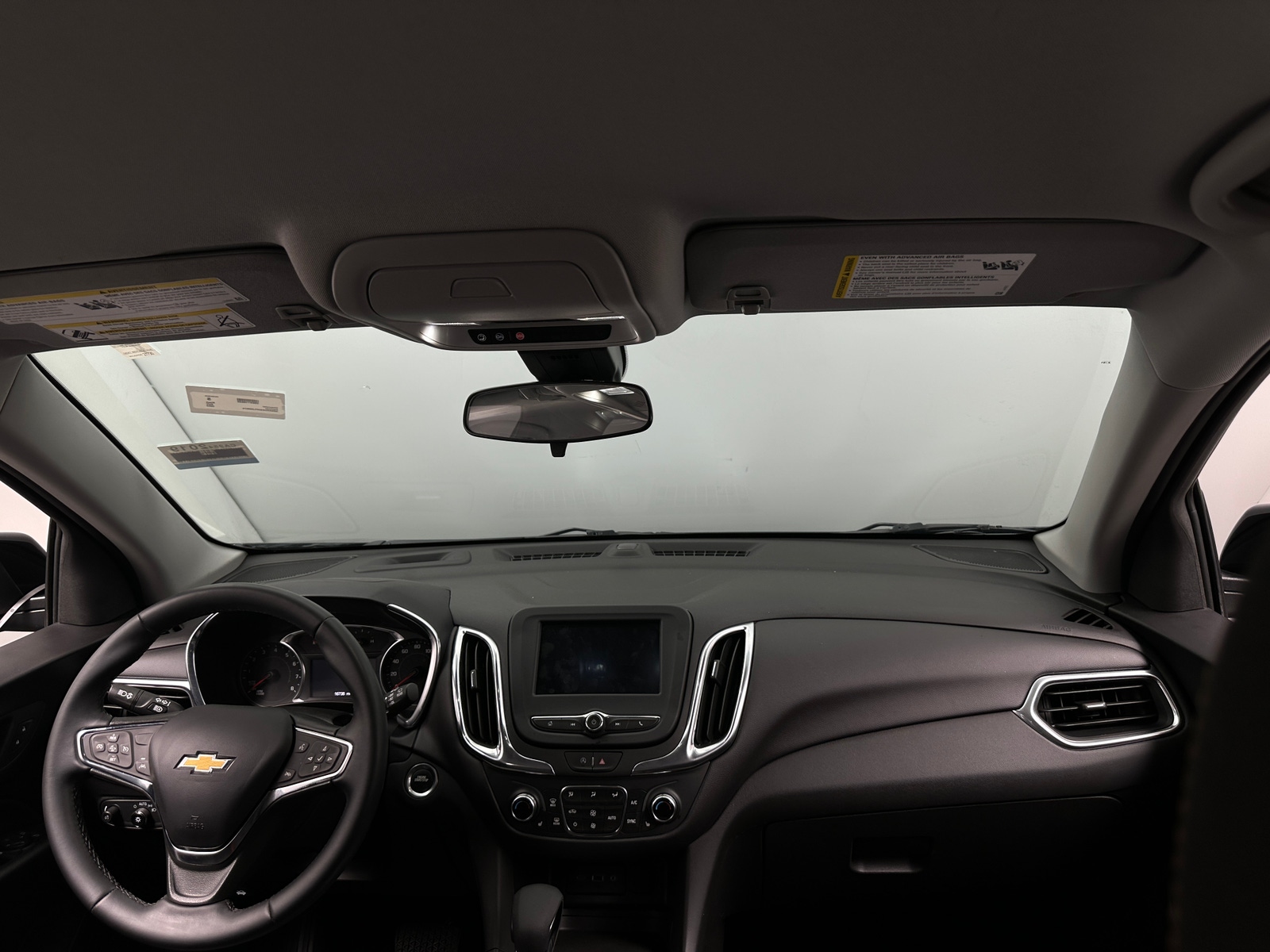 Thumbnail: 2023 Chevrolet Equinox - 3