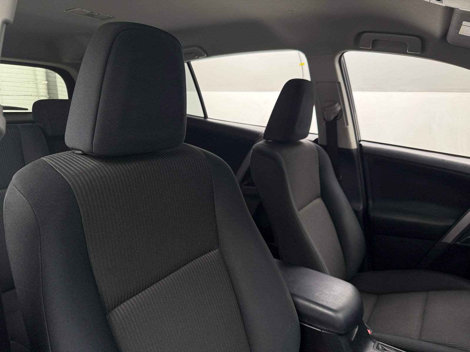 Thumbnail: 2017 Toyota RAV4 - 2