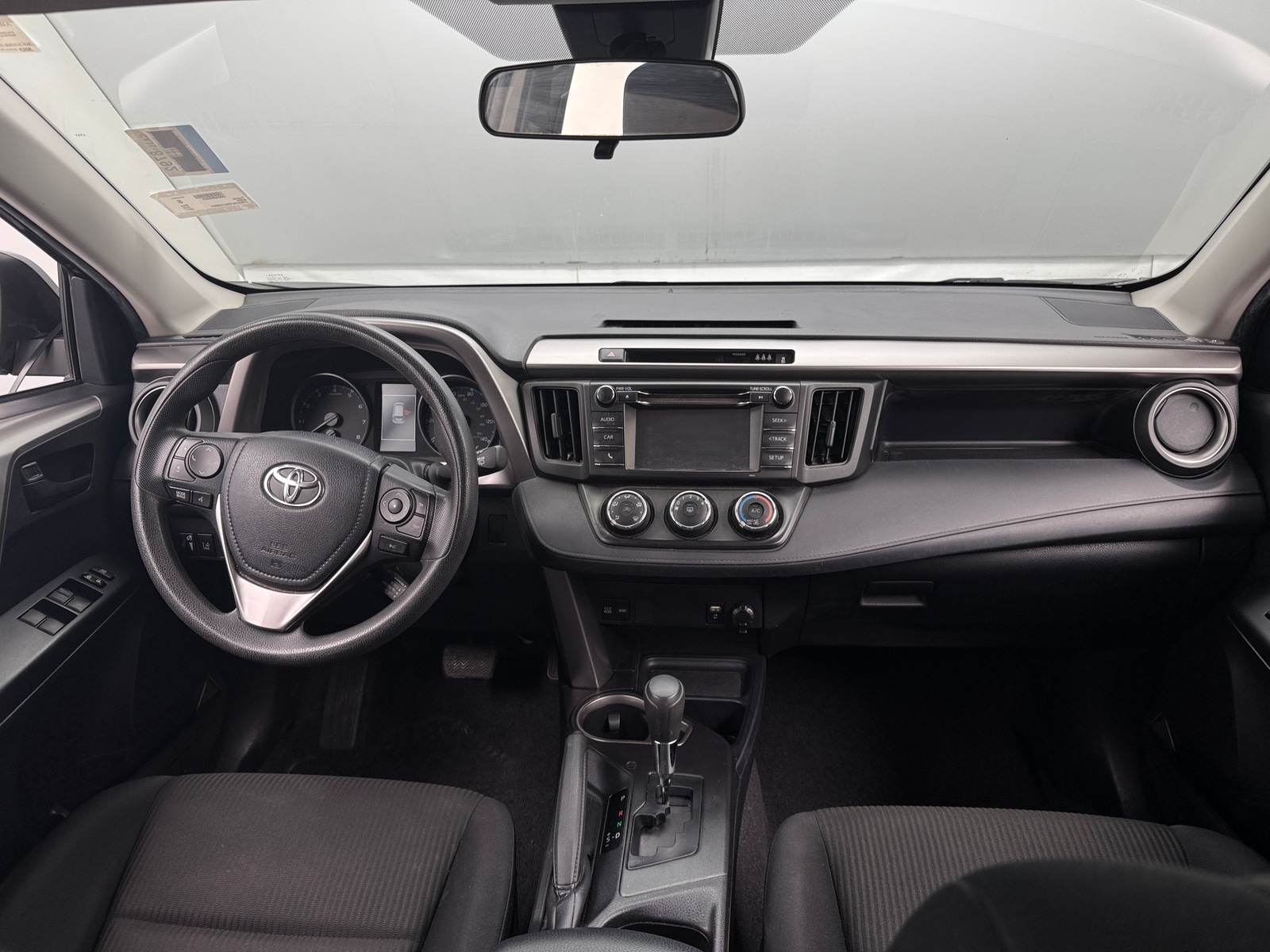 Thumbnail: 2017 Toyota RAV4 - 3
