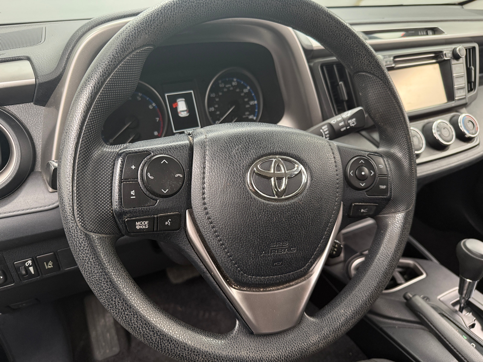 Thumbnail: 2017 Toyota RAV4 - 5