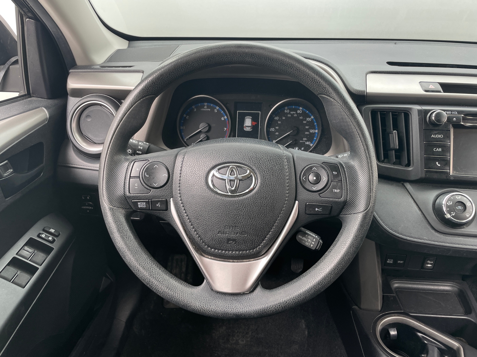 Thumbnail: 2018 Toyota RAV4 - 5