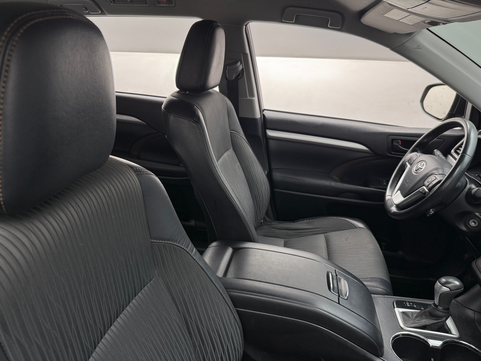 Thumbnail: 2017 Toyota Highlander - 2