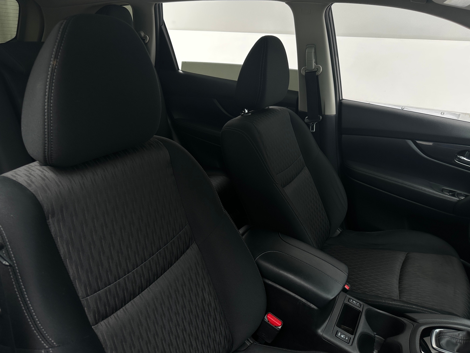 Thumbnail: 2018 Nissan Rogue - 2