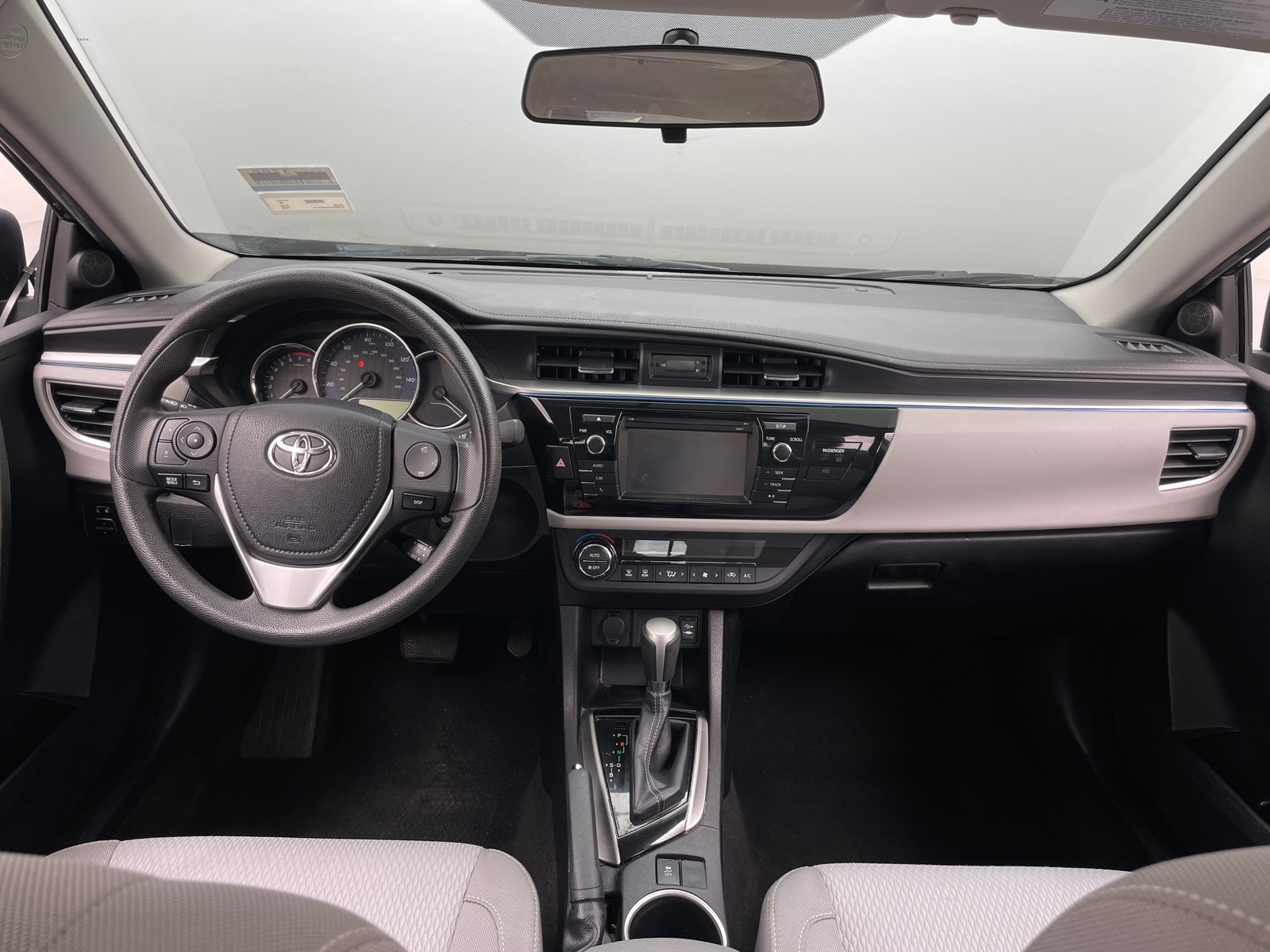 Thumbnail: 2016 Toyota Corolla - 3