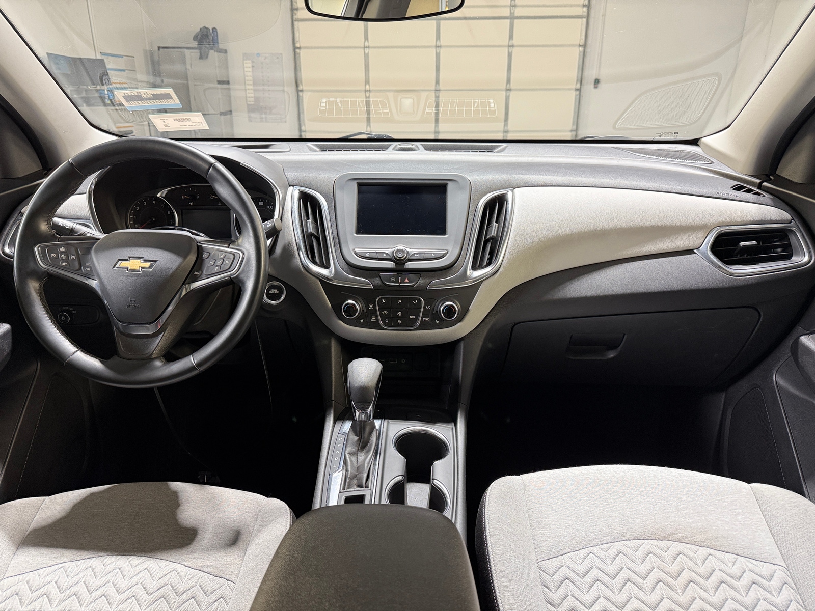 Thumbnail: 2024 Chevrolet Equinox - 3