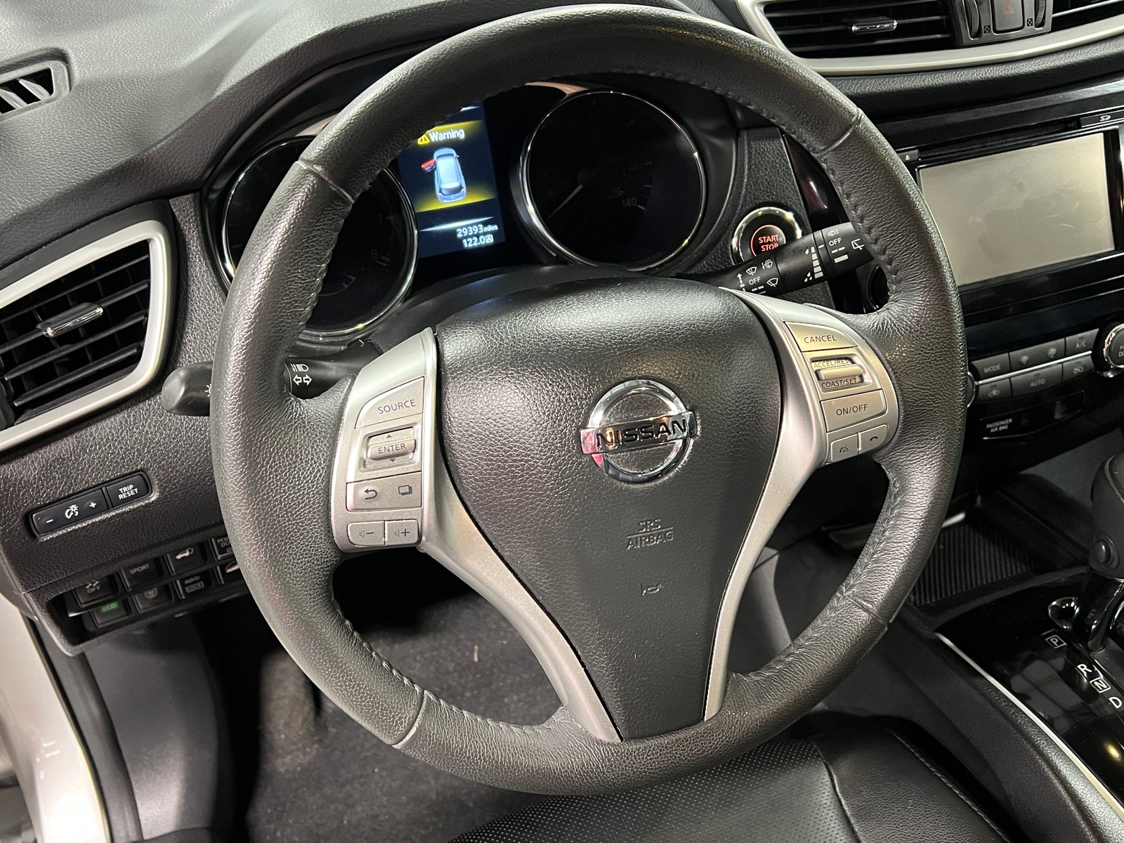 Thumbnail: 2015 Nissan Rogue - 4