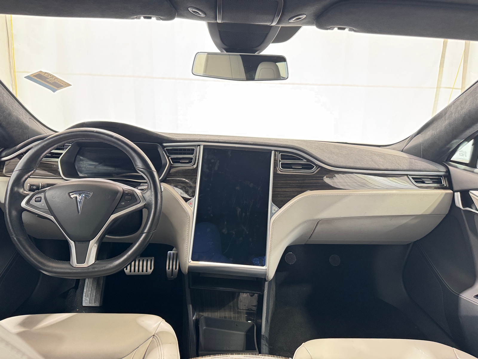 Thumbnail: 2015 Tesla Model S - 2
