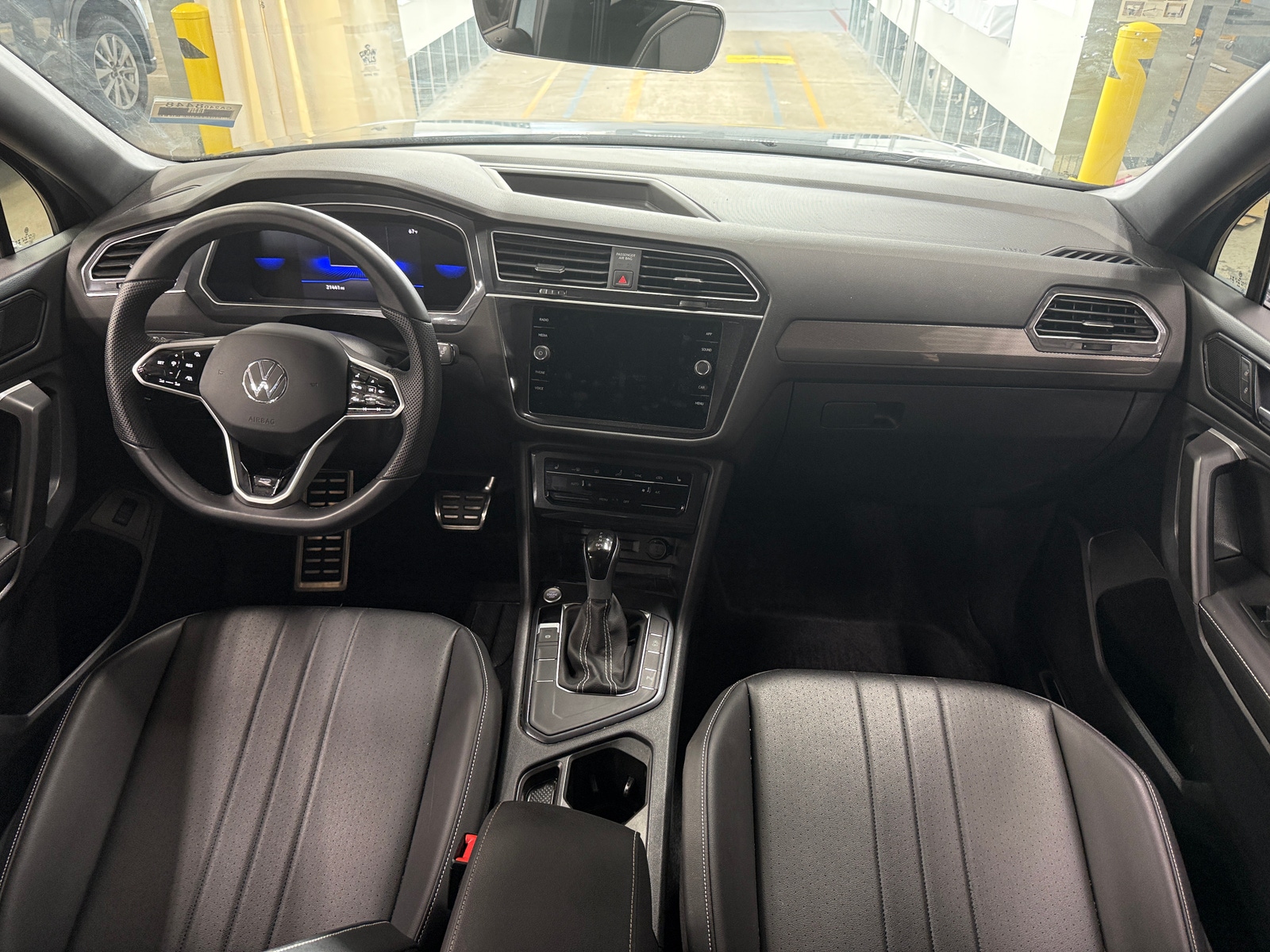 Thumbnail: 2024 Volkswagen Tiguan - 2