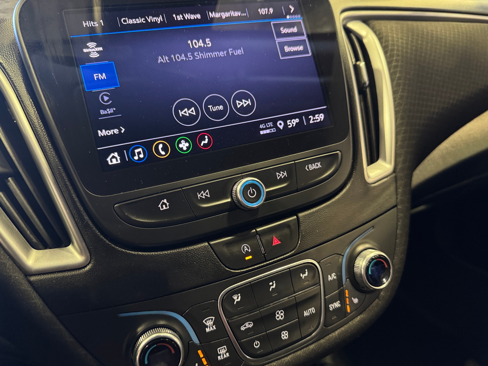 Thumbnail: 2024 Chevrolet Malibu - 4