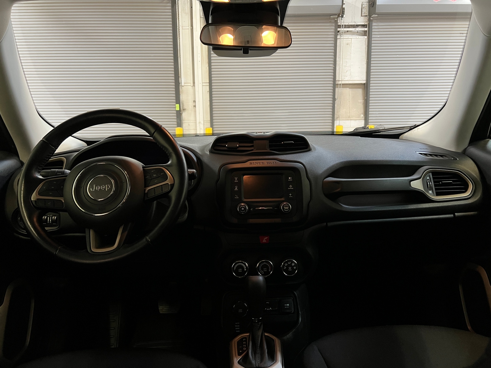 Thumbnail: 2017 Jeep Renegade - 3