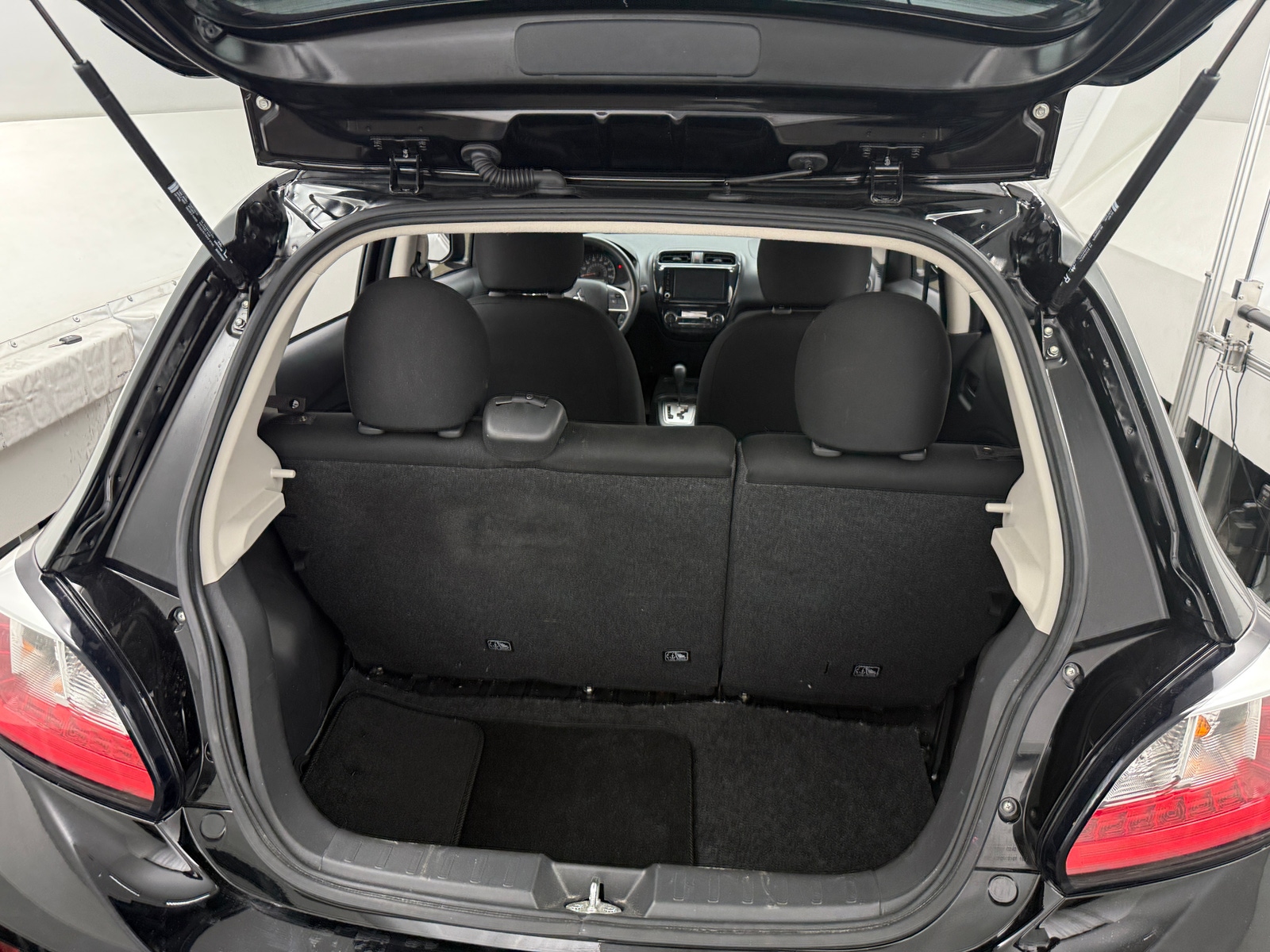 Thumbnail: 2024 Mitsubishi Mirage - 7