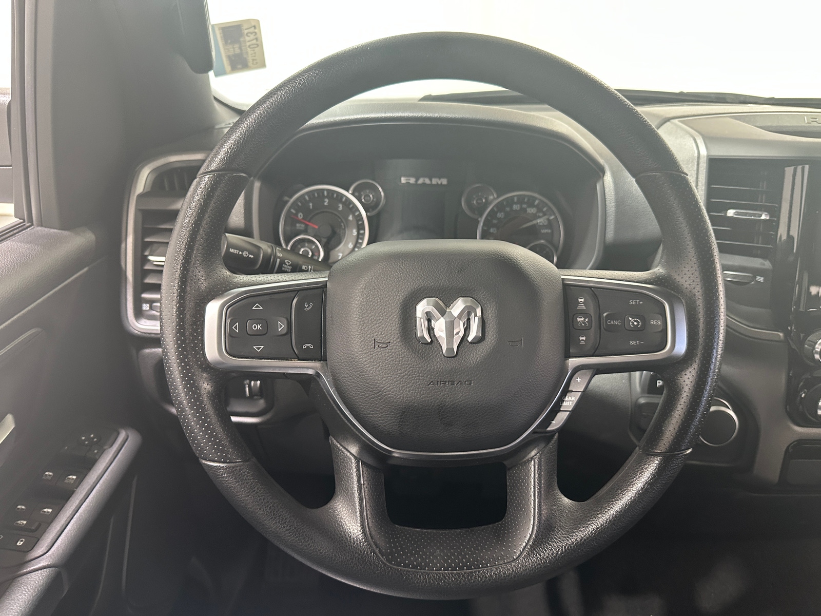 Thumbnail: 2025 RAM 1500 - 4