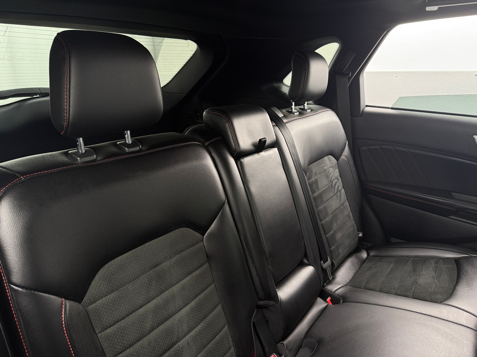 Thumbnail: 2021 Ford Edge - 5