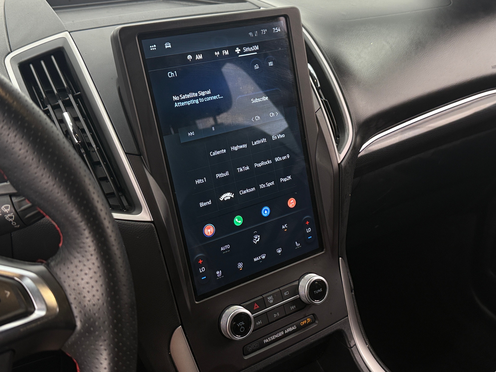 Thumbnail: 2021 Ford Edge - 3