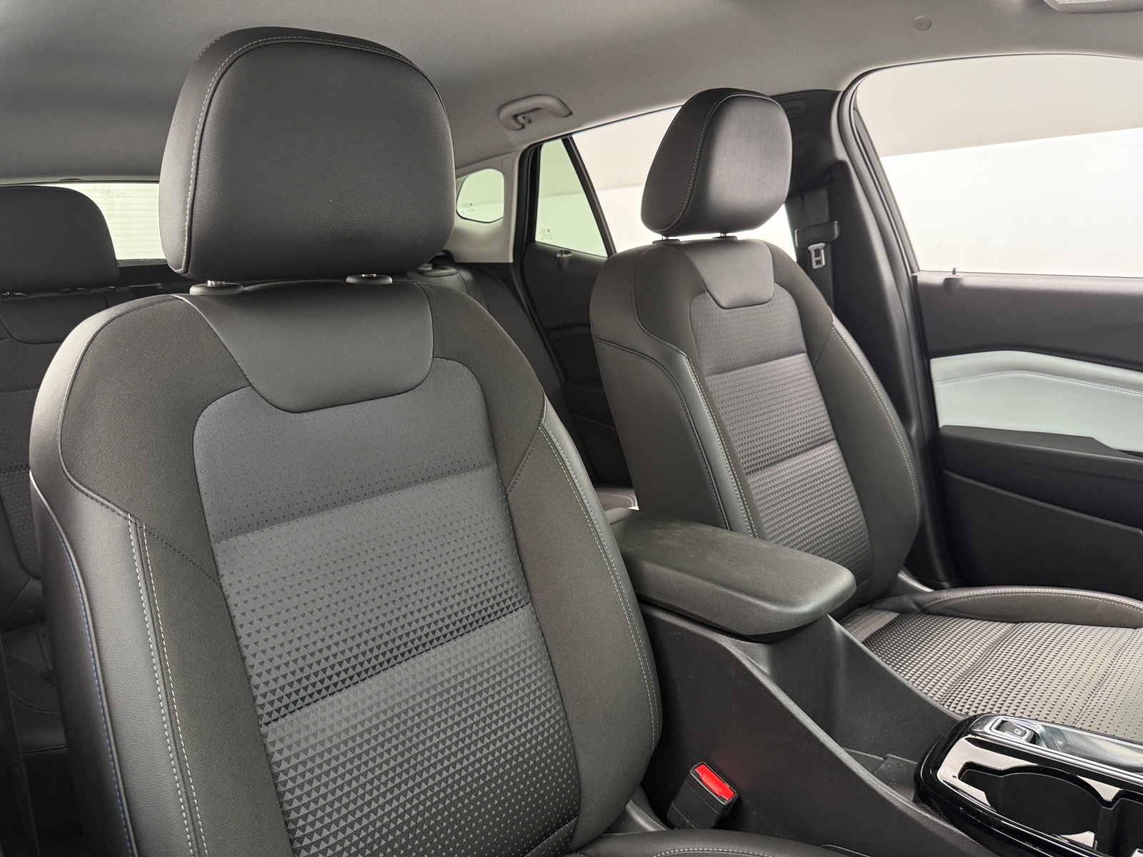 Thumbnail: 2024 Chevrolet Trax - 2
