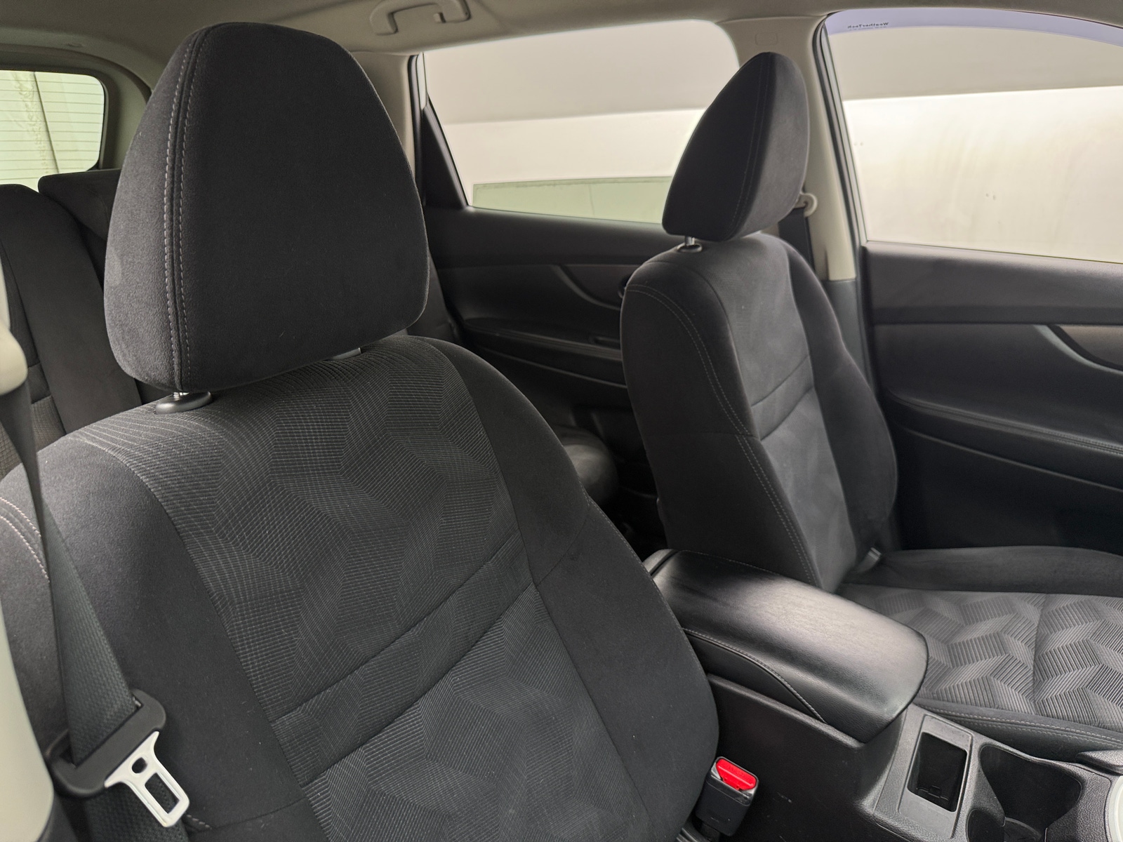 Thumbnail: 2014 Nissan Rogue - 2
