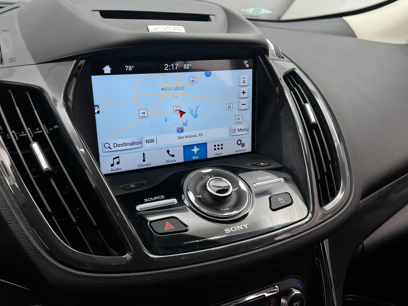 Thumbnail: 2016 Ford Escape - 3