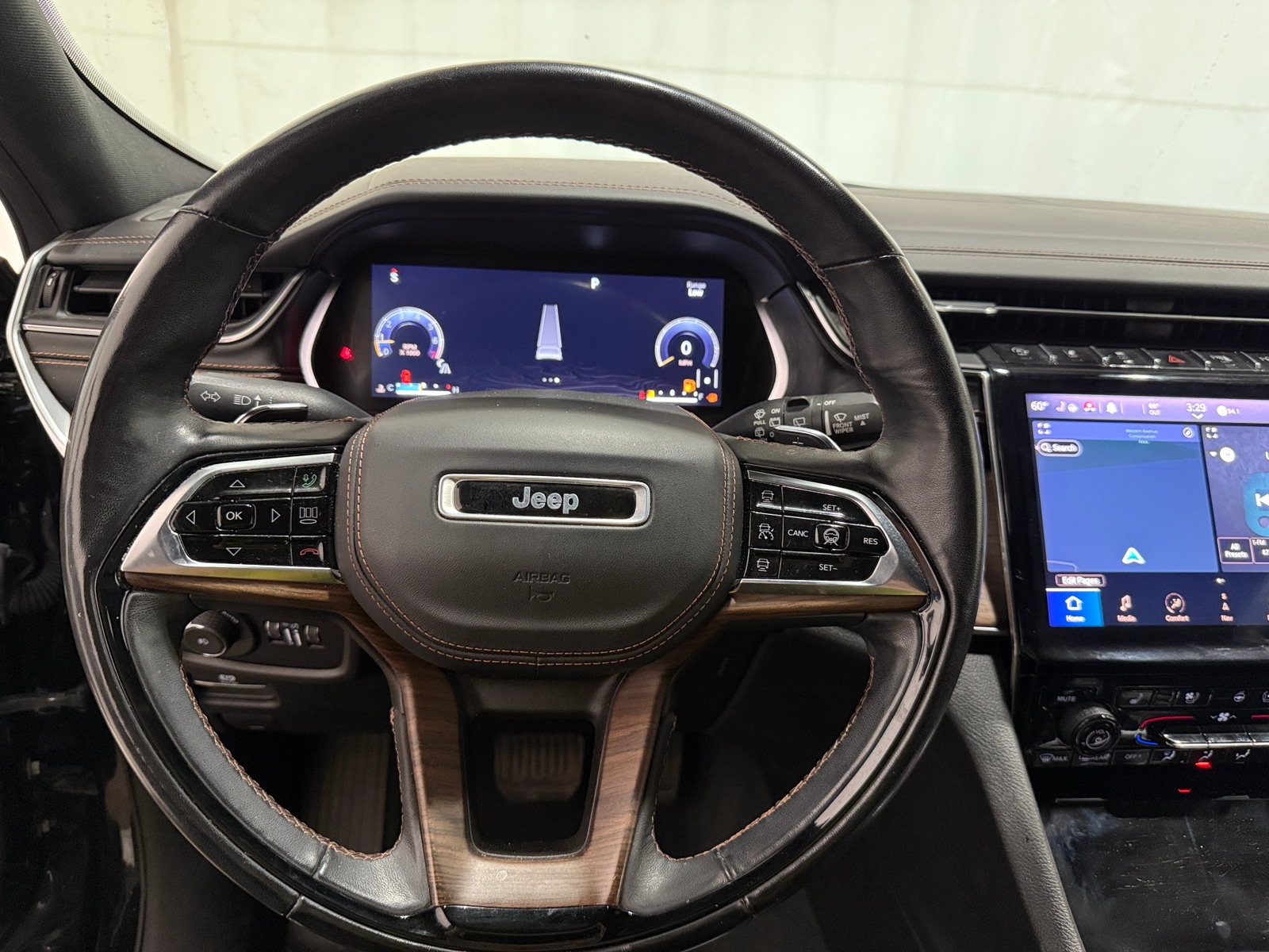 Thumbnail: 2021 Jeep Grand Cherokee L - 4
