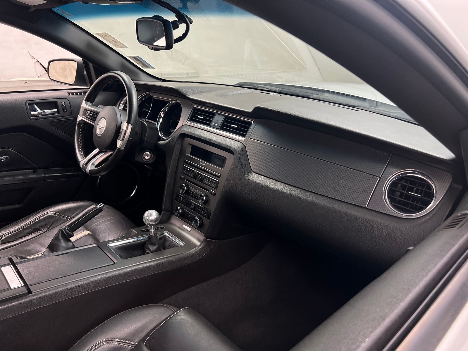 Thumbnail: 2010 Ford Mustang - 5