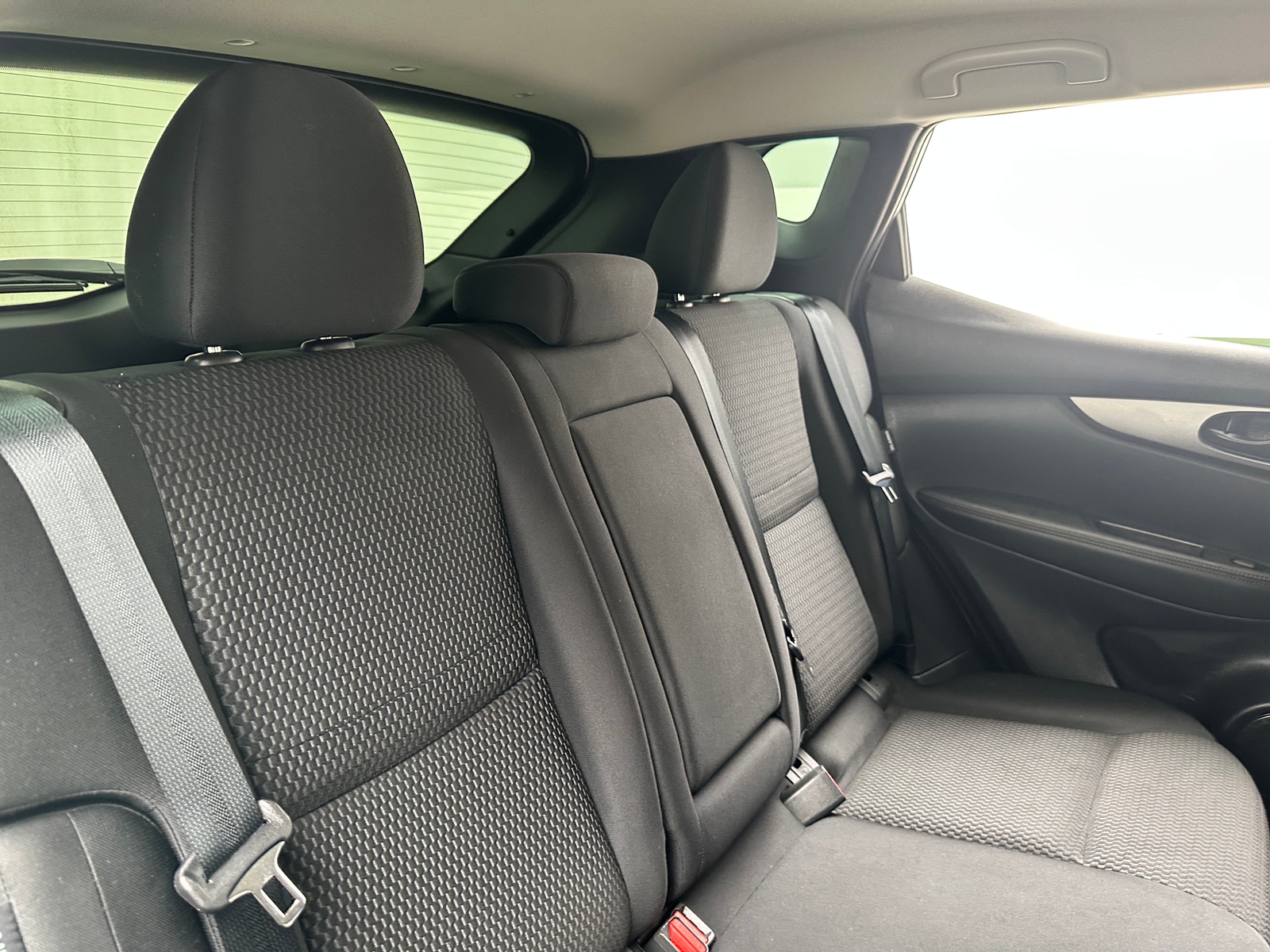 Thumbnail: 2021 Nissan Rogue Sport - 6