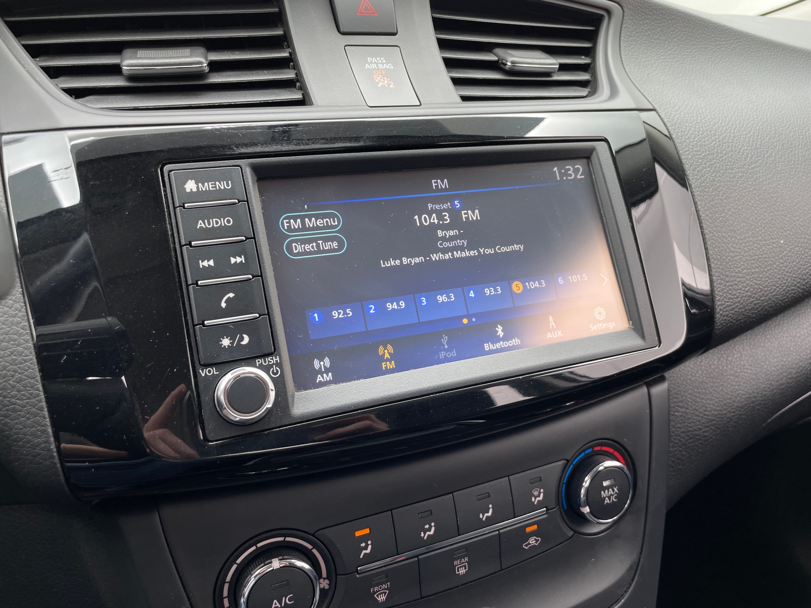 Thumbnail: 2019 Nissan Sentra - 4