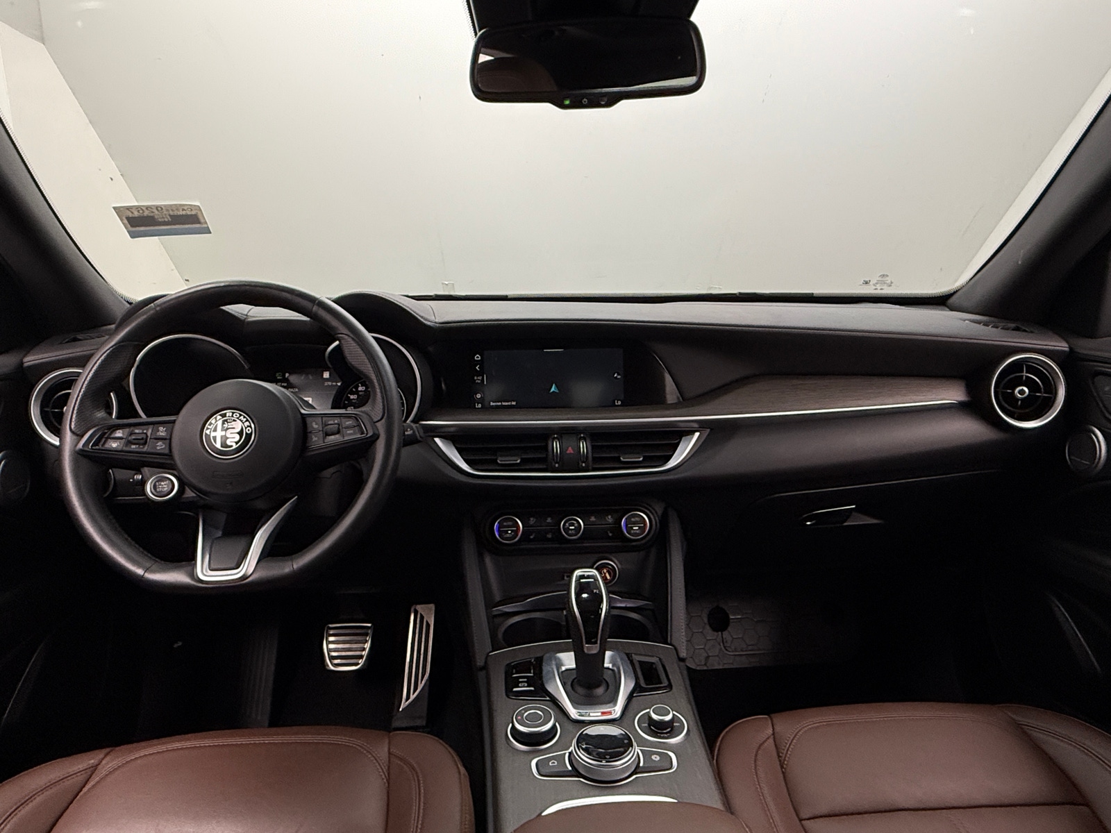 Thumbnail: 2022 Alfa Romeo Stelvio - 2