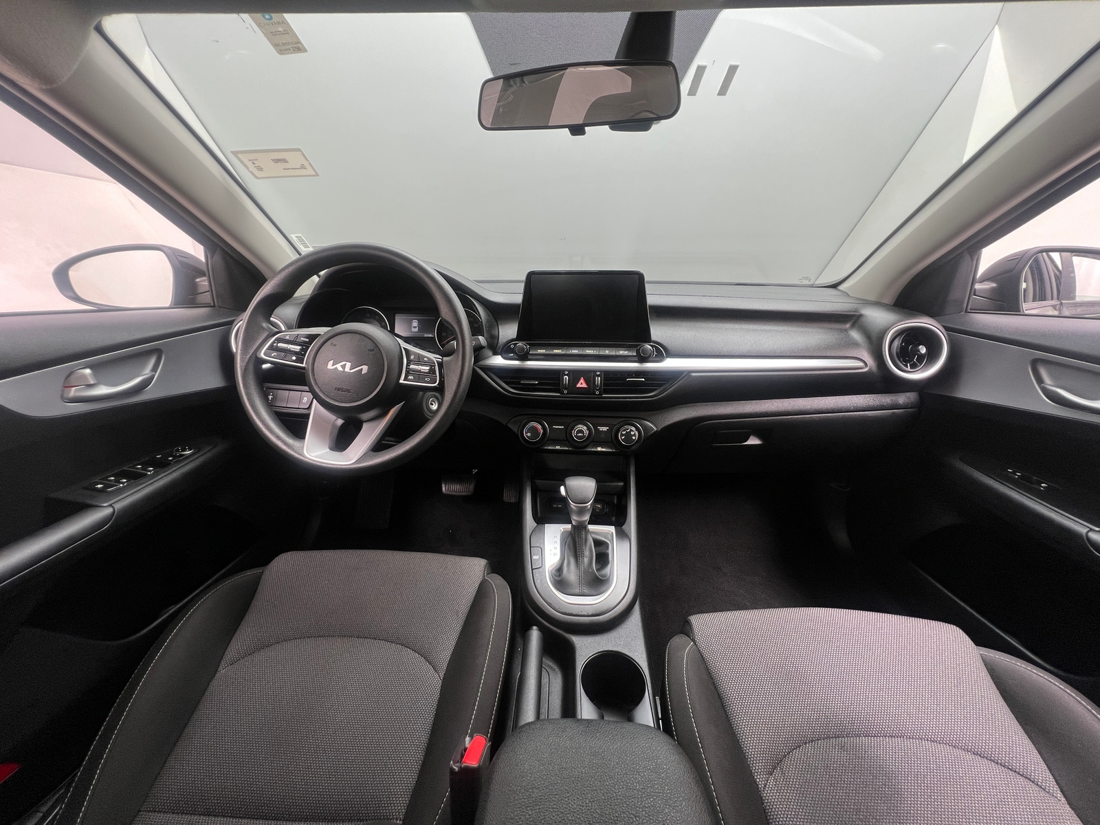 Thumbnail: 2024 Kia Forte - 3