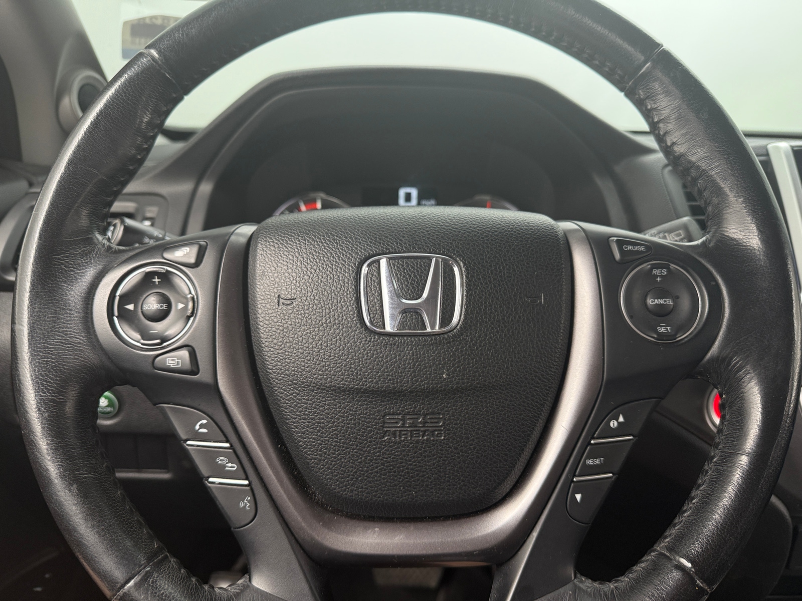 Thumbnail: 2018 Honda Pilot - 4